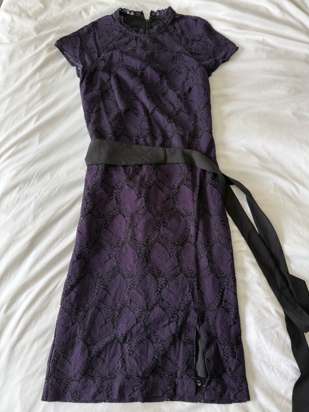 Elegant Purple Lace Sheath Dress with Black Sash